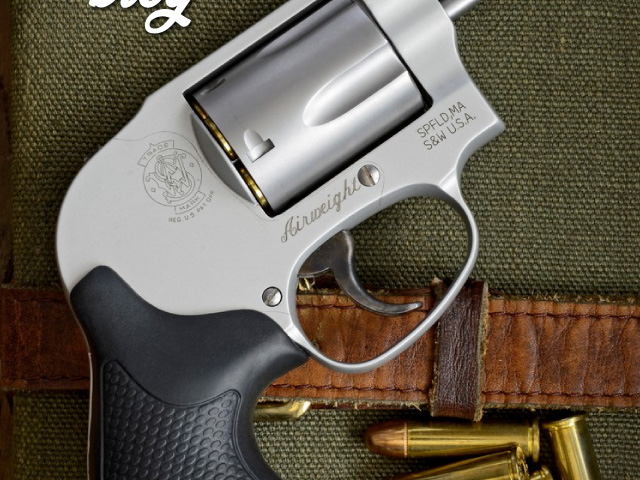 Rewolwer Smith&Wesson 638